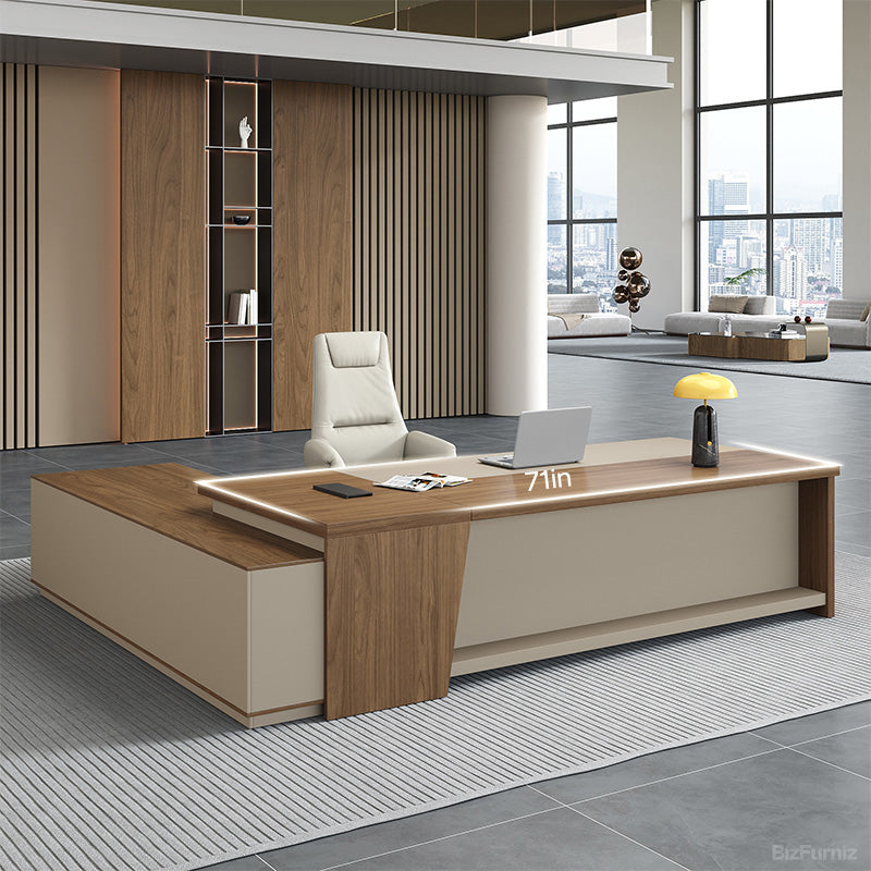 Spacious Desktop for Productivity